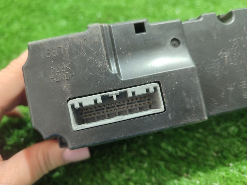 Блок управления климат-контролем Honda Civic FD3