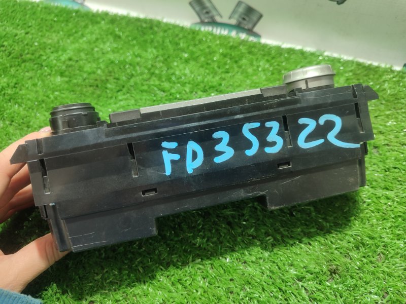 Блок управления климат-контролем Honda Civic FD3