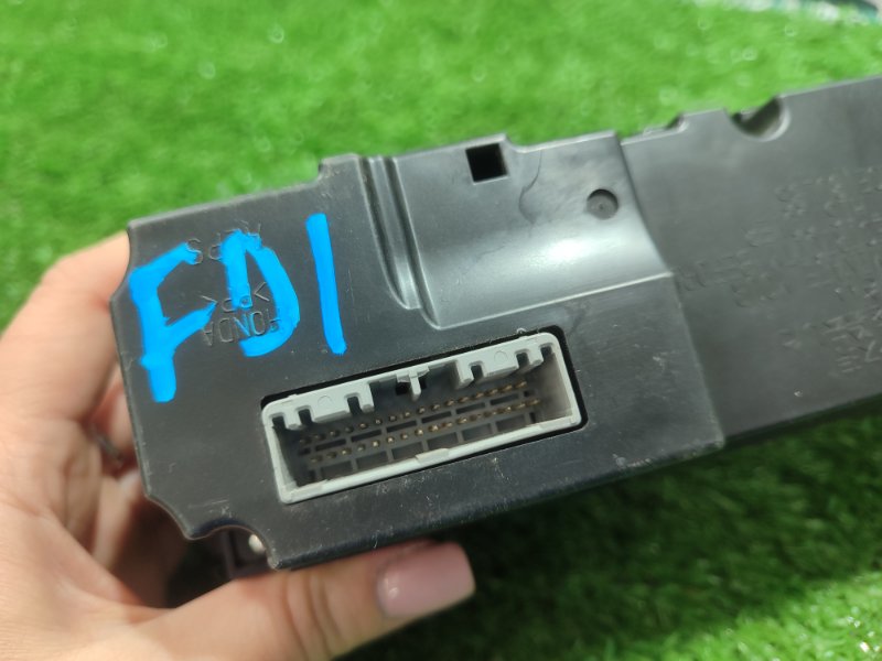 Блок управления климат-контролем Honda Civic FD3