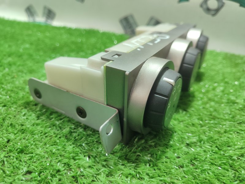 Блок управления климат-контролем Nissan X-Trail NT30