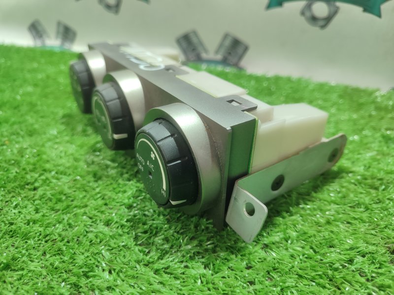 Блок управления климат-контролем Nissan X-Trail NT30