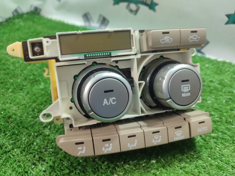 Блок управления климат-контролем TOYOTA SIENTA NCP81/NCP80