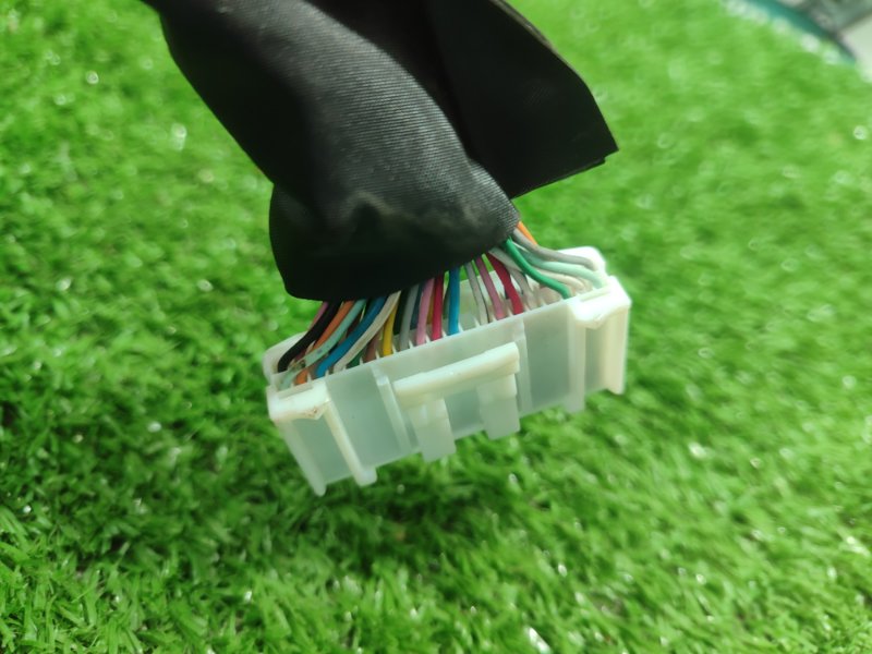 Фишка разъем TOYOTA SIENTA NCP81/NCP80