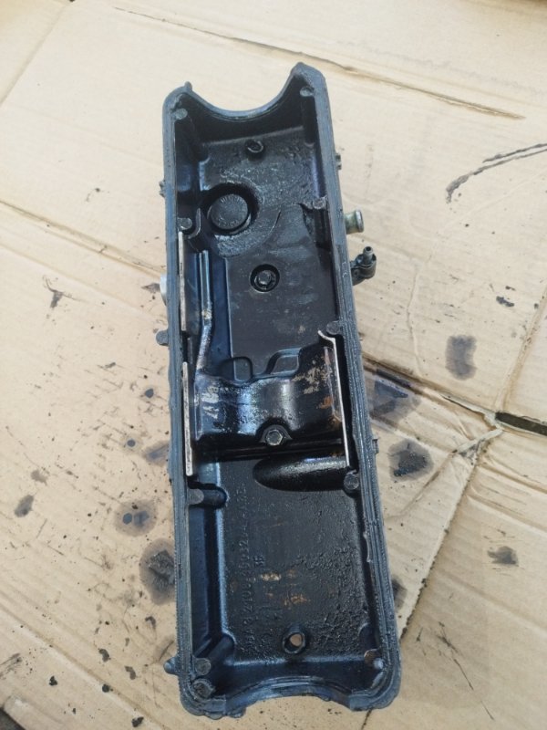 Крышка двигателя лада 2110 2001 2110