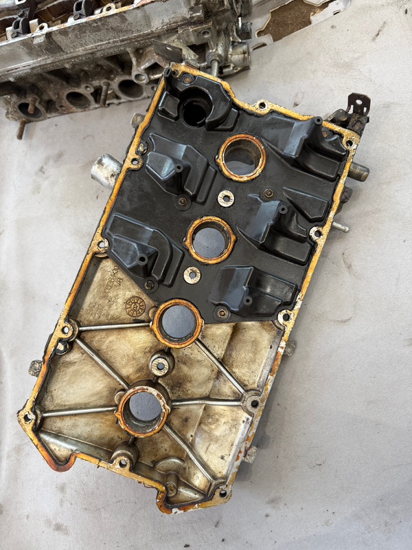 Крышка клапанная лада 211240 2007 2112