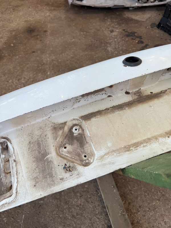 Крышка багажника ГАЗ 3110