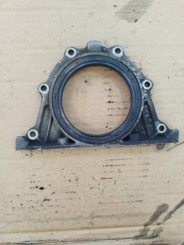 Крышка коленвала лада 2110 2001 2110