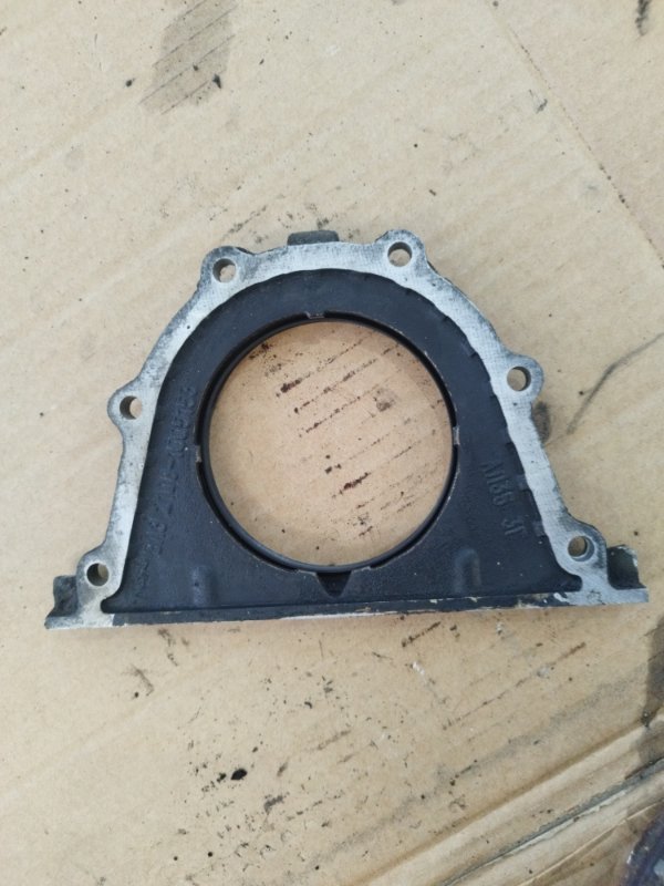 Крышка коленвала лада 2110 2001 2110