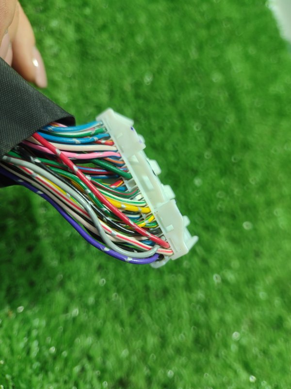 Фишка разъем TOYOTA Wish ZNE10G