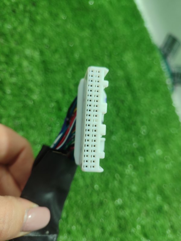 Фишка разъем TOYOTA Wish ZNE10G