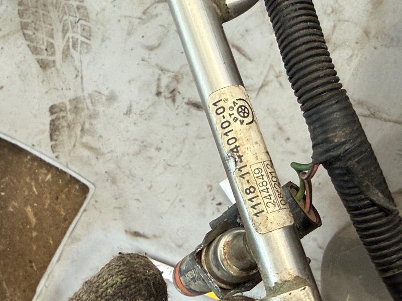 Топливная рейка Лада Гранта 2012 седан