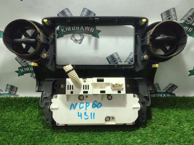 Блок управления климат-контролем TOYOTA IST NCP60
