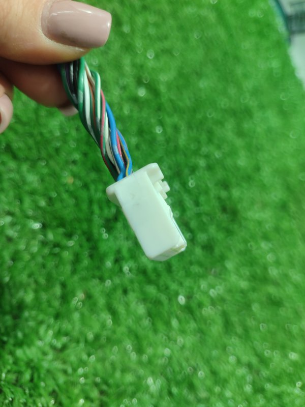 Фишка разъем TOYOTA IST NCP60