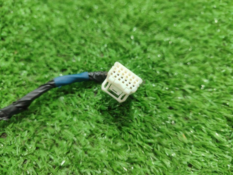 Фишка разъем NISSAN Teana J32