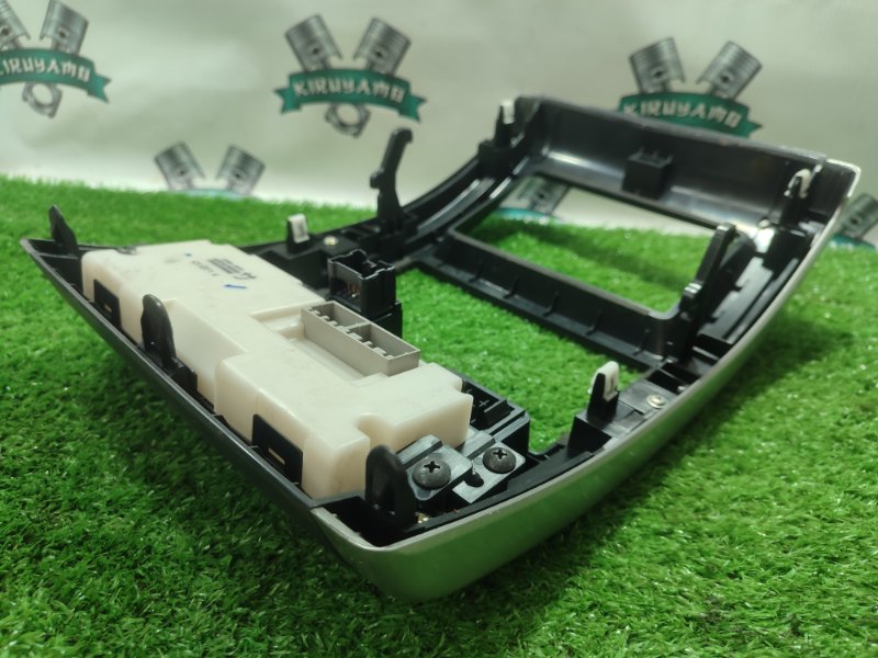 Блок управления климат-контролем NISSAN X-Trail TNT31