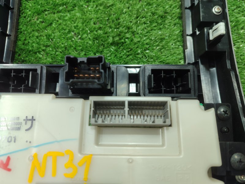 Блок управления климат-контролем NISSAN X-Trail TNT31