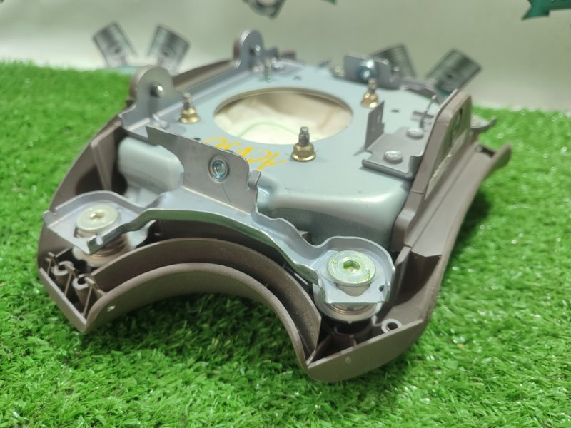 Подушка безопасности в руль TOYOTA Camry ACV30