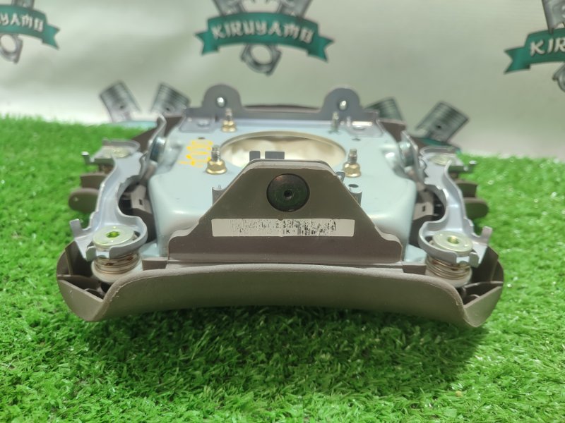 Подушка безопасности в руль TOYOTA Camry ACV30