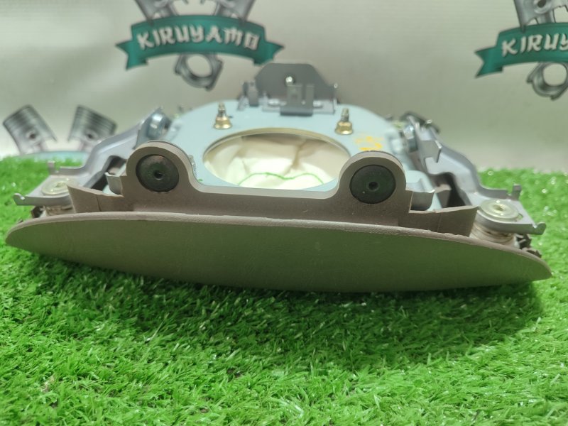 Подушка безопасности в руль TOYOTA Camry ACV30