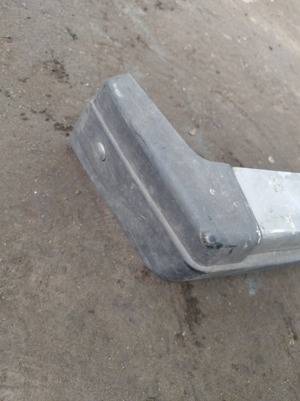 Бампер лада 21053 2105