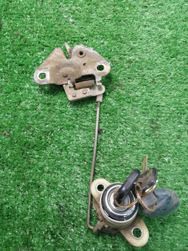 Замок багажника газ 31105 2006 105