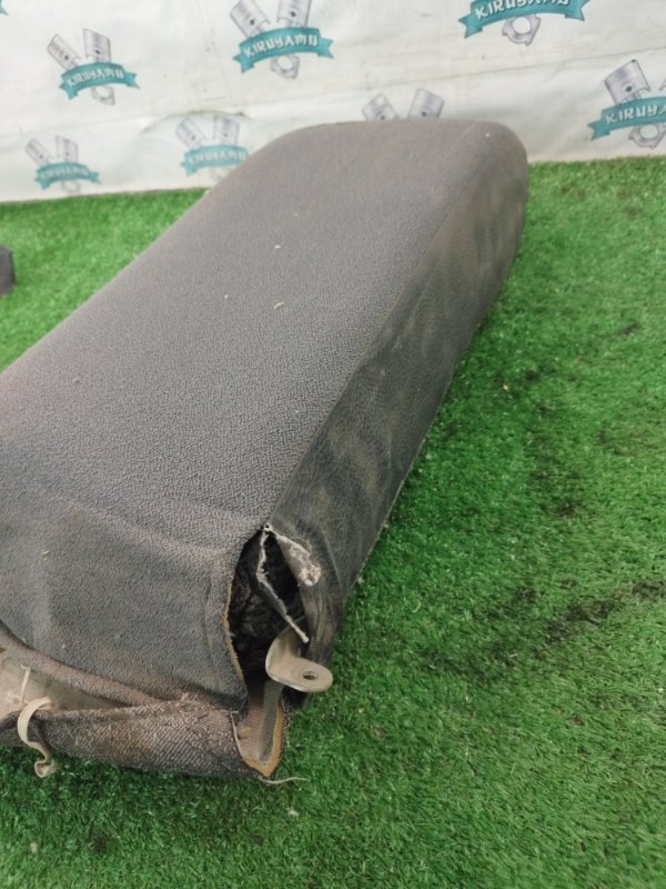 Подлокотник лада 21102 2002