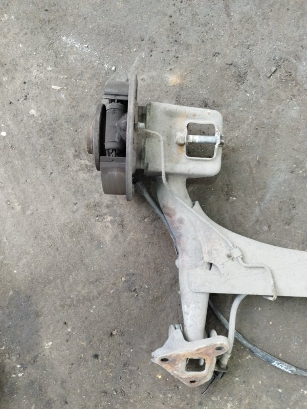 Балка подвески Лада Гранта 2012 седан