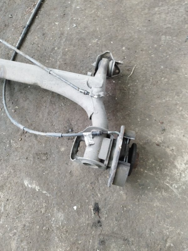 Балка подвески Лада Гранта 2012 седан