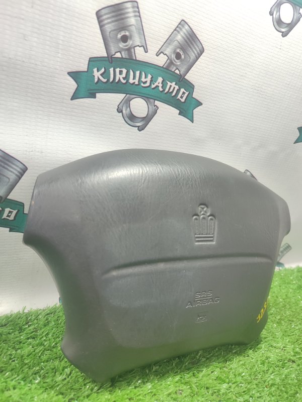 Подушка безопасности в руль TOYOTA Crown Majesta