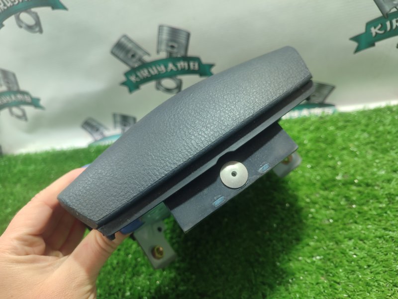 Подушка безопасности в руль Mazda Demio