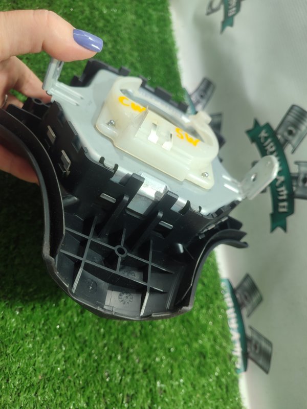 Подушка безопасности в руль Mitsubishi Delica D:5 CV5W