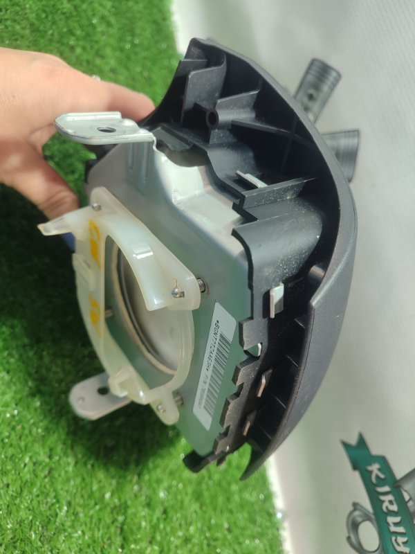 Подушка безопасности в руль Mitsubishi Delica D:5 CV5W