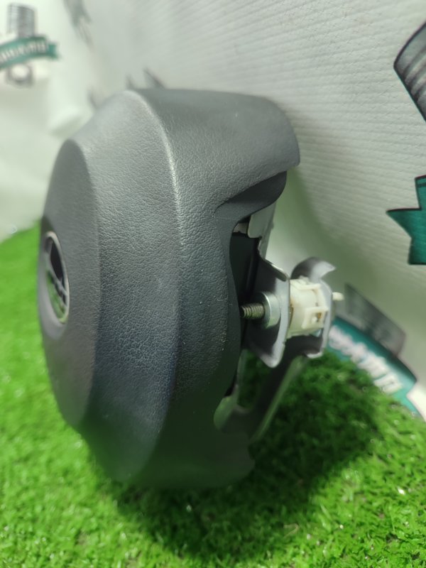 Подушка безопасности в руль Subaru Legacy BR9