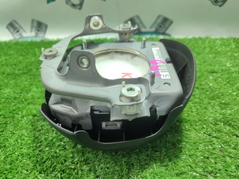 Подушка безопасности в руль Subaru Legacy BR9