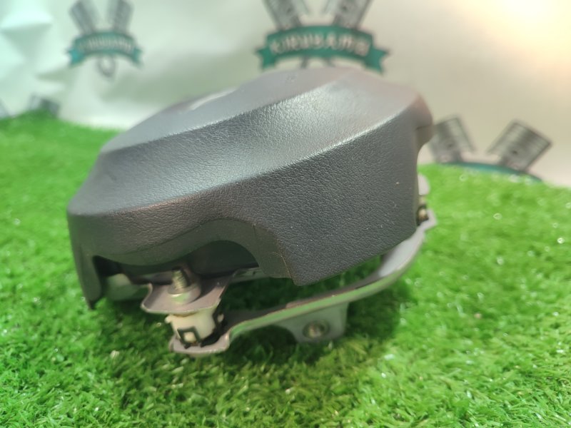 Подушка безопасности в руль Subaru Legacy