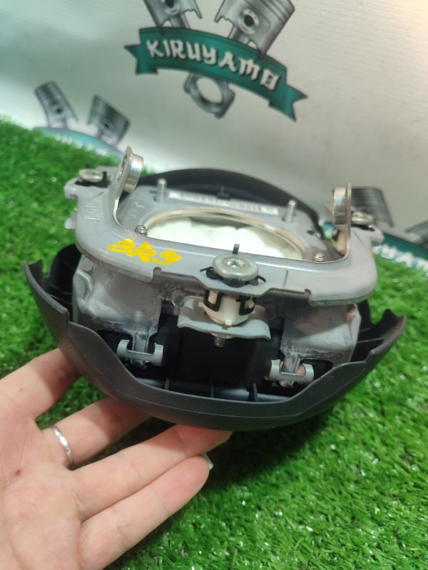 Подушка безопасности в руль Subaru Legacy