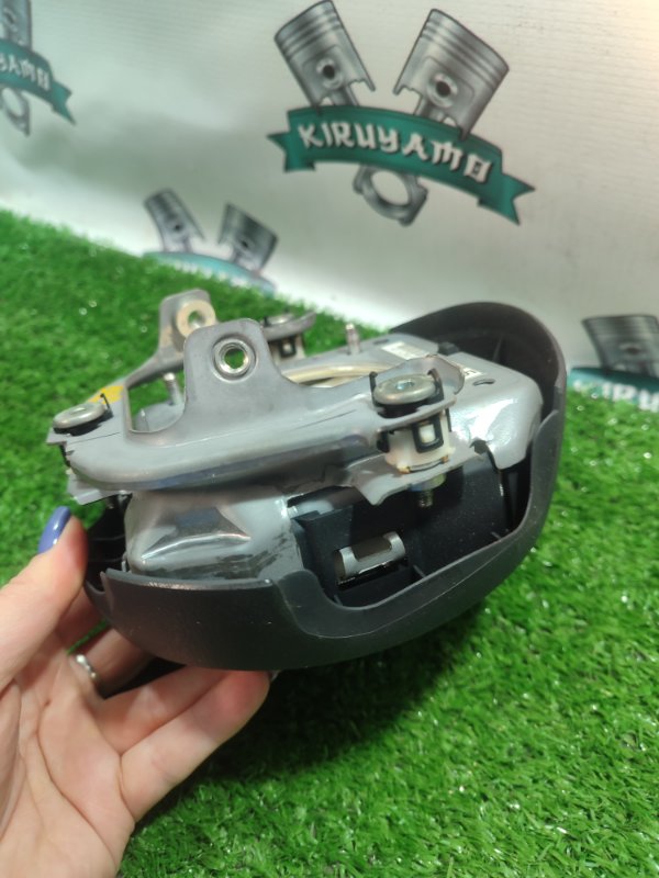 Подушка безопасности в руль Subaru Legacy