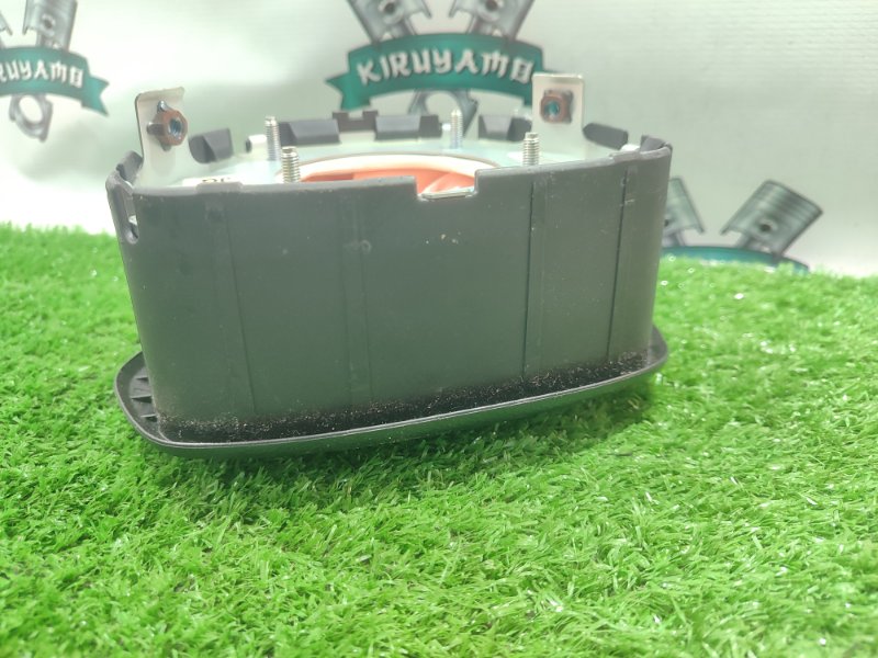 Подушка безопасности в руль NISSAN SKYLINE CROSSOVER