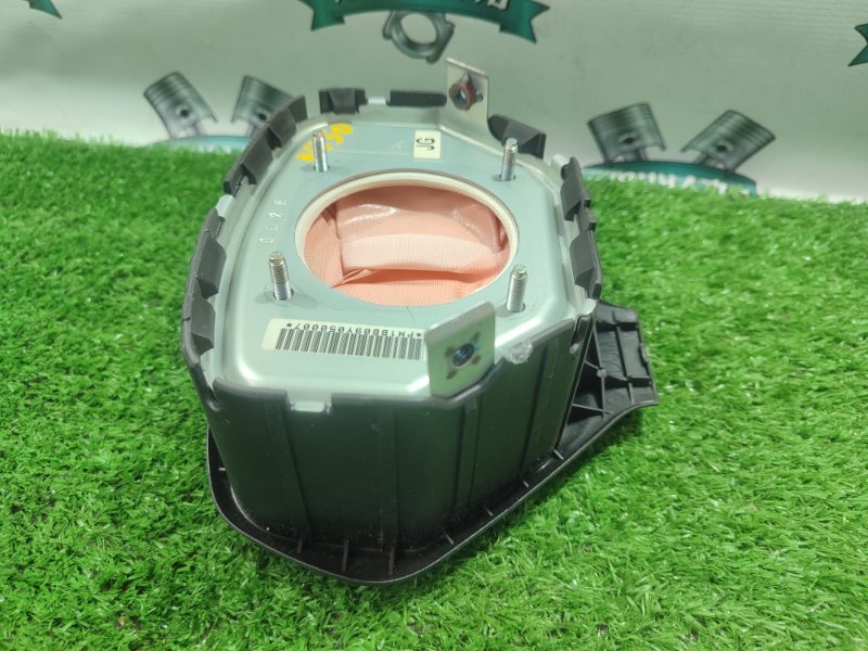 Подушка безопасности в руль NISSAN SKYLINE CROSSOVER