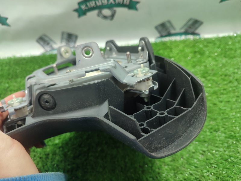 Подушка безопасности в руль TOYOTA RAV4 ACA31W