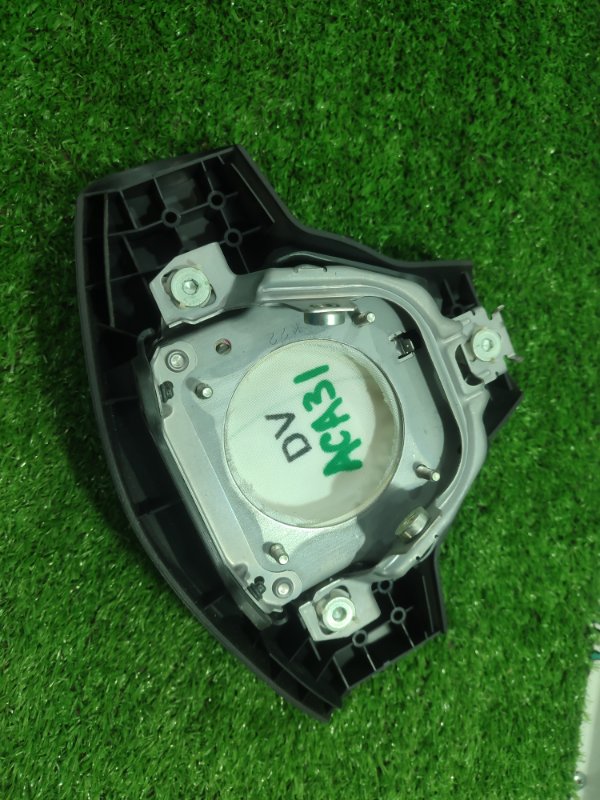 Подушка безопасности в руль TOYOTA RAV4 ACA31W