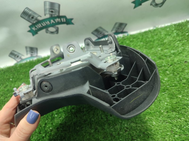 Подушка безопасности в руль TOYOTA RAV4 ACA31W