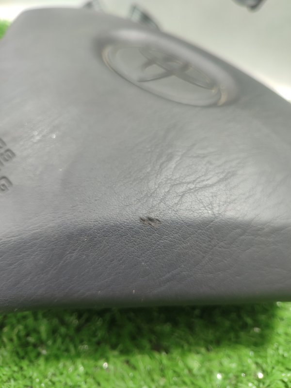 Подушка безопасности в руль TOYOTA Harrier MCU10W