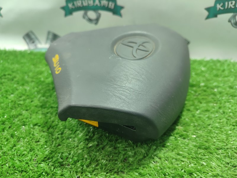 Подушка безопасности в руль TOYOTA Harrier MCU10W