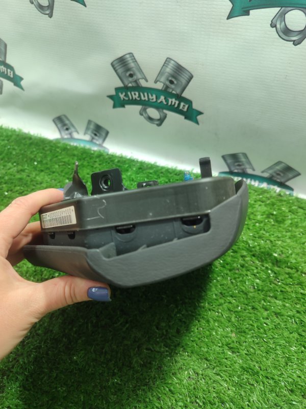 Подушка безопасности в руль TOYOTA Harrier MCU15/MCU15W