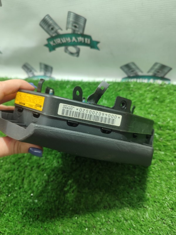 Подушка безопасности в руль TOYOTA Harrier MCU15/MCU15W