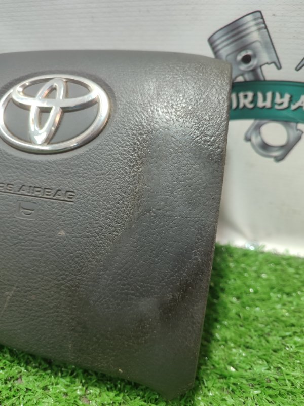 Подушка безопасности в руль TOYOTA Voxy