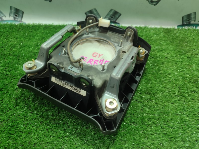 Подушка безопасности в руль TOYOTA Voxy