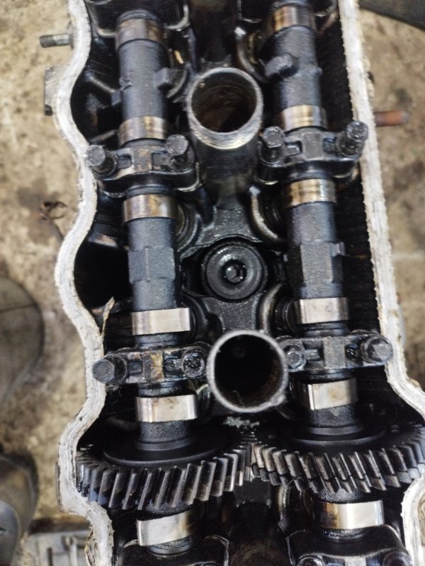 Головка блока цилиндров Toyota Carina 1989 st170