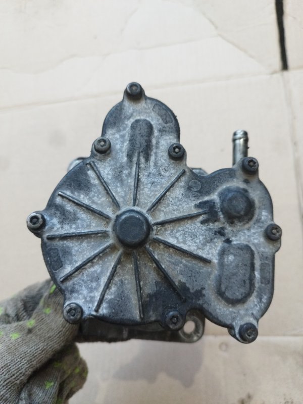 Вакуумный насос Toyota CORONA 1995 седан